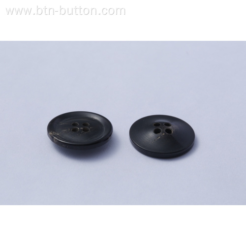 Natural horn buttons for high-end suits